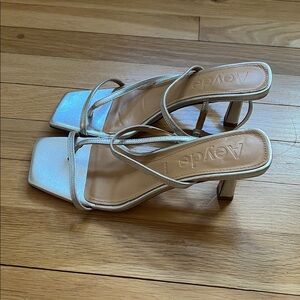 AEYDE silver metallic sling back sandals size 3.75  new without box